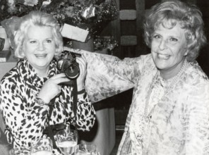 Kristina SÖDERBAUM and Leni RIEFENSTAHL