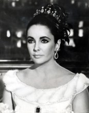 Elizabeth TAYLOR, portrait