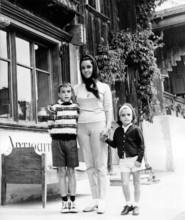 Elizabeth TAYLOR mit ihren Kindern Michael und Liza