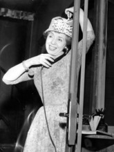 Inge MEYSEL in a theater scene from 'Palm in the Rose Garden'