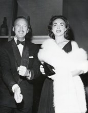 David NIVEN and wife Hjordis, 1954