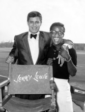 Jerry LEWIS and Sammy DAVIS Jr. during the filming of 'The Geisha Boy'