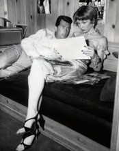 Shirley MacLAINE and Dean MARTIN