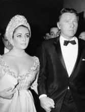 Elizabeth TAYLOR and Richard BURTON, 1966