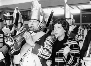 Ilse WERNER, military concert 'From March to Musical', Hamburg 1972