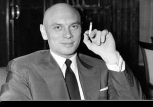 Yul BRYNNER, portrait