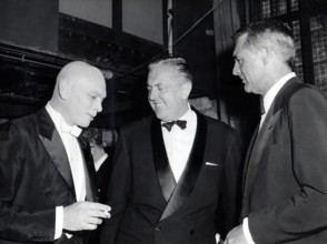 Yul BRYNNER, Jaques TATI, Cary GRANT, 1959