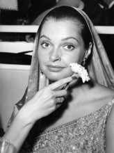 International Film Ball 1957: Nadja TILLER