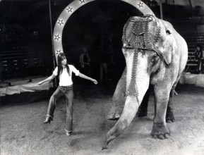 Jane BIRKIN in the circus
