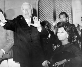 Sophia LOREN and Charlie CHAPLIN, London 1965