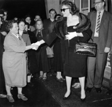 Zarah LEANDER in Marienfelde, 1959