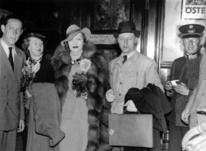 Marlene DIETRICH with husband Rudolf SIEBER, 1937