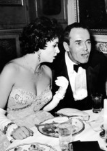 Gina LOLLOBRIGIDA and Henry FONDA, 1954