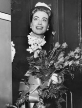 Joan CRAWFORD in New York, 1952