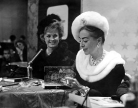 Joan CRAWFORD reads from her autobiography