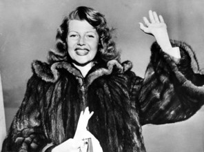 Rita HAYWORTH, portrait 1942