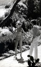 Brigitte BARDOT and Gunter SACHS, St. Tropez 1966