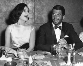Lynda Bird JOHNSON and George HAMILTON at a ball, Los Angeles 1966