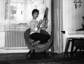 Christine KAUFMANN at home, late 50s