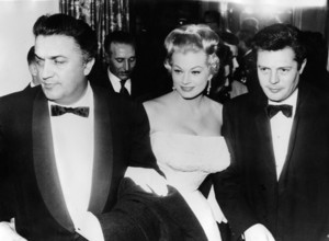 Federico FELLINI, Anita EKBERG and Marcello MASTROIANNI, 1960