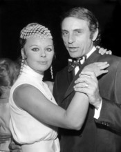 Elke SOMMER and Joe HYAMS