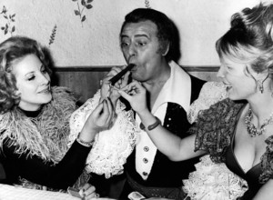 Ruth KAPPELSBERGER, Fred BERTELMANN and Mona FREIBERG