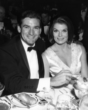 Rod TAYLOR and Mary HILEM, 1964