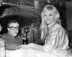 Peter SELLERS and Britt EKLAND, Elstead 1964