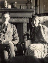Vintage snapshot of T. S. Eliot and Virginia Woolf . June 1924 143 Eliot and Woolf by Morrell cropped