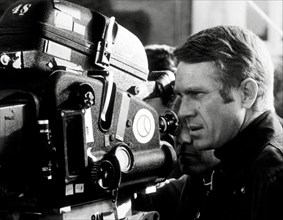 (Archival Classic Cinema - Steve McQueen Retrospective) Steve McQueen  "Bullitt" 1968 Warner   File Reference # 31386_900THA