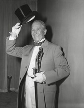 Maurice Chevalier at the 31st Annual Academy Awards, 1959   File Reference # 31955_607THA