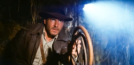 USA. Harrison Ford in a scene from the (C)Paramount Pictures film : Raiders of the Lost Ark (1981).  
PLOT: In 1936, archaeologist and adventurer Indiana Jones is hired by the U.S. government to find...