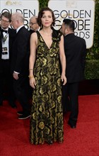 Los Angeles, California, USA. 10th January, 2016. Maggie Gyllenhaal arrives at the Golden Globes, Los Angeles, CA Credit:  Sydney Alford/Alamy Live News