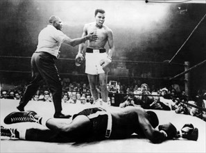 Muhammad Ali knocking down Sonny Liston (1965)