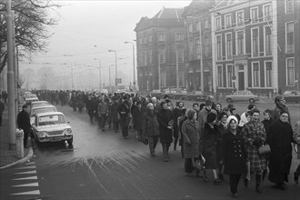 Anti-abortion march in The Hague, 22 January 1972, protest marches, The Netherlands, 20th century press agency photo, news to remember, documentary, historic photography 1945-1990, visual stories, hum...