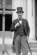 Vintage photo of Howard Carter (1874 - 1939) - the English archaeologist who discovered Tutankhamun's tomb in November 1922.