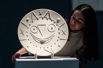 London, UK.  16 May 2022. A staff member views “Horloge à la langue”, 1956, by Pablo Picasso (Est. £5,000 - £7,000) at a preview of Bonhams’ Picassomania sale at Bonham’s New Bond Street galleries.  A...