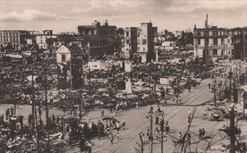 Japan Earthquake 1923: Street scene at Owaricho cross-roads, Ginza (Tokyo)