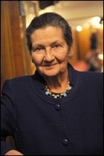 Simone Veil (1927 - 2017) femme d'État française, a loi de 1975 qui légalisait l'avortement