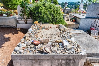 SAINT-PAUL-DE-VENCE, FRANCE - AUGUST 17: The tomb of the famous artist Marc Chagall, buried at the cemetery of Saint-Paul-de-Vence, Cote d'Azur, Franc