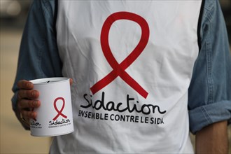 Fund raising for Sidaction (AIDS organisation)