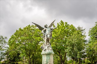 Angel from Montparnasse cemetery