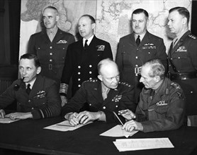 OPERATION OVERLORD  Key figures in SHAEF in 1944 at bottom from l: Air Marshal Tedder, General Eisenhower and Montgomery