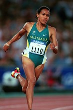 CATHY FREEMAN.200 METRES, SYDNEY OLYMPICS.DIUM, SYDNEY.SYDNEY, AUSTRALIA, OLYMPIC STA.22/09/2000.H44B10A