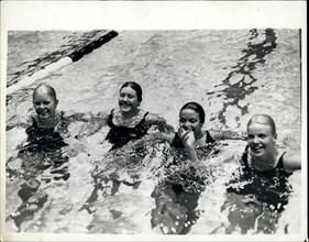 Sep. 04, 1960 - Olympic Games in Rome. American Swimmers break medley record. Photo shows: Pictured after breaking the world recorded in the women's 4 x 100 M. Relay Medley in a time of 4 mins. 41.1 s...