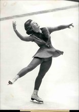 Feb. 02, 1964 - Olympic Winter Games 1964 in Innsbruck/Australia, the best free figure skating of the world showed Sjoukje Dijkstra with a total note of 2'018.5 for Regine Heitzer (Austria) and Petra ...
