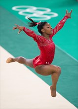 Rio. 4th Aug, 2016. U.S. gymnast Gabby Douglas practices her floor routine on Thursday, August 4, 2016, during a training session at the Rio Olympic Arena in Rio de Janeiro, Brazil. © Mark Reis/Colora...