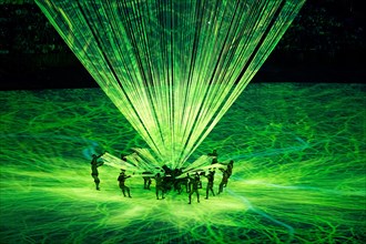 Rio de Janeiro, RJ, Brazil. 5th Aug, 2016. XXXI OLYMPIC GAME OPENING CEREMONY: Performers participate in the opening ceremony at Maracana Stadium during the 2016 Rio Summer Olympics games. © Paul Kita...