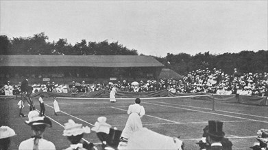 Blanche hillyard vs charlotte cooper sterry at the 1901 Wimbledon final