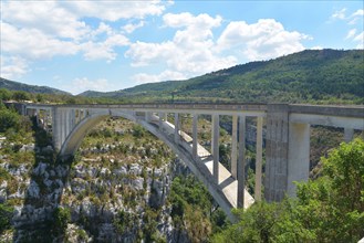 Artuby bridge renowned for bungee jumping